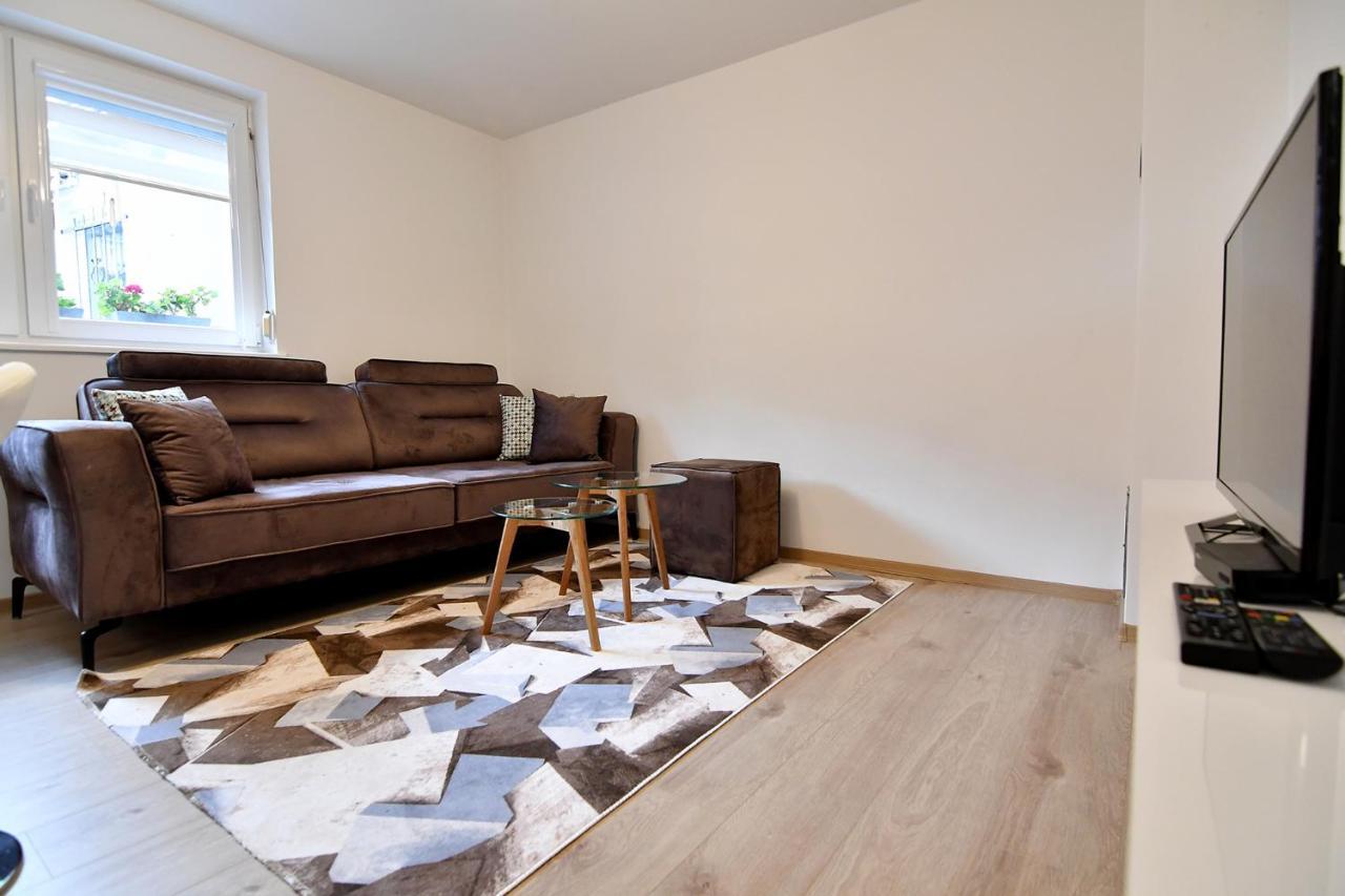 Ferienwohnung Garden Of Dreams & Free Private Parking SJJ Exterior foto
