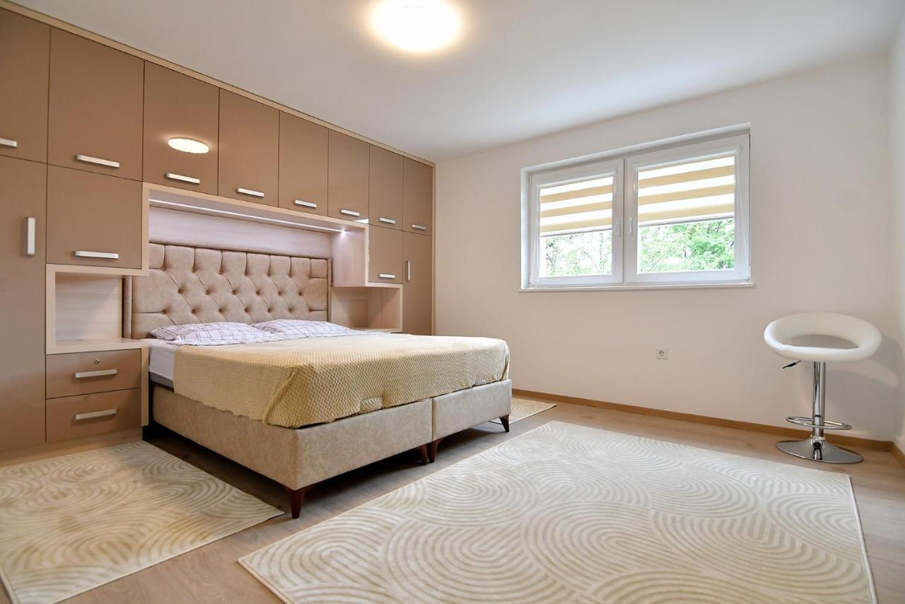 Ferienwohnung Garden Of Dreams & Free Private Parking SJJ Exterior foto