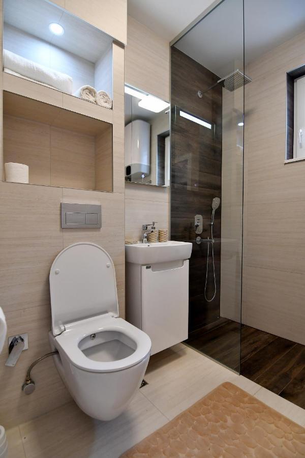 Ferienwohnung Garden Of Dreams & Free Private Parking SJJ Exterior foto